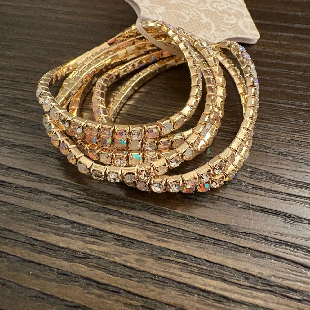 NEW Nicole Miller gold rhinestone bangle bracelet set